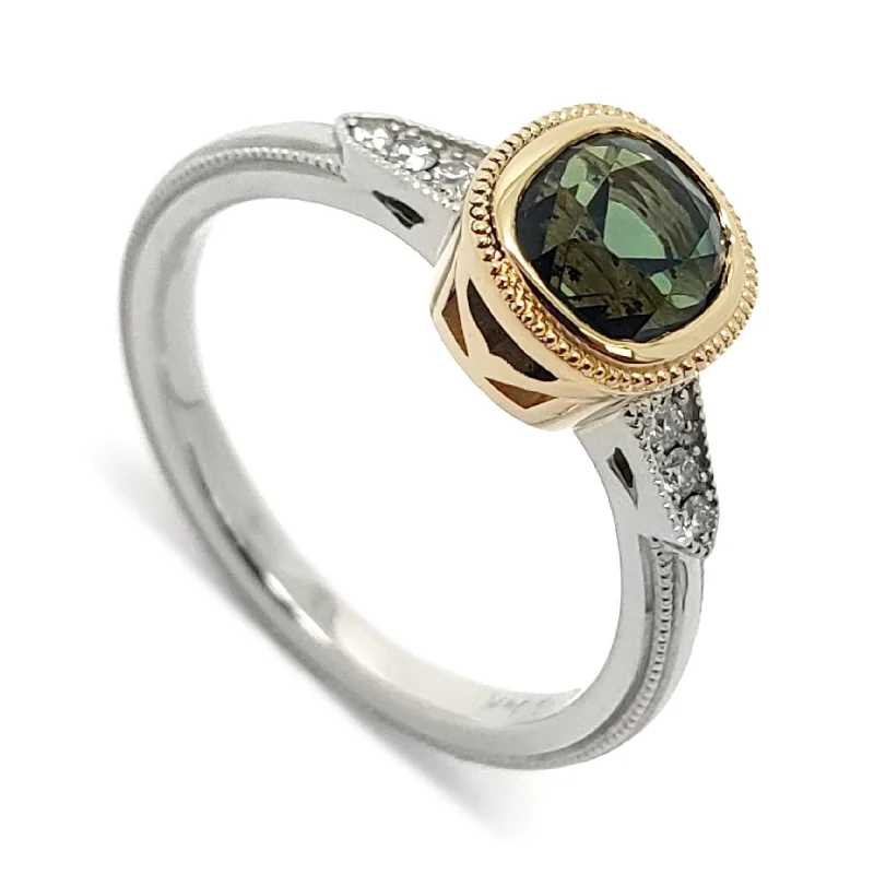 Ella | Cushion Green Sapphire