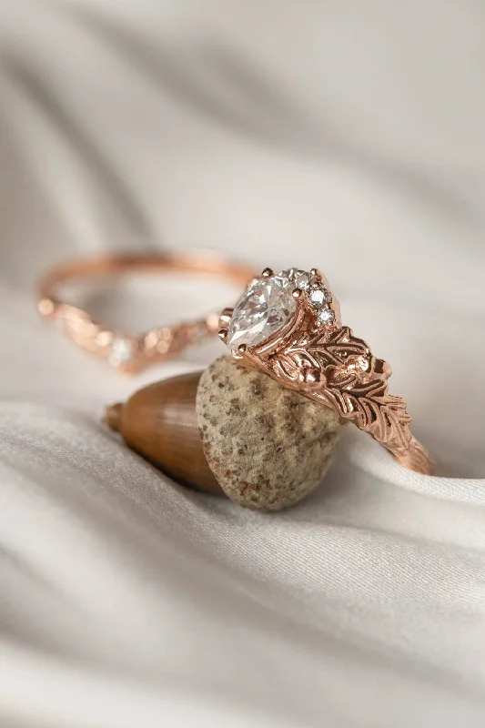 Oak tree leaves lab grown diamond rose gold engagement ring with diamond crown / Royal Oak