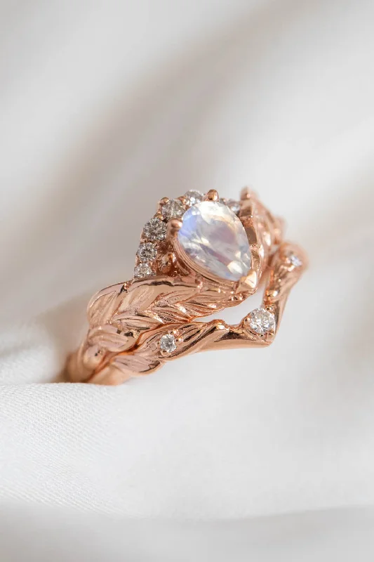 Pear moonstone engagement ring set, diamond crown gold leaves bridal ring set / Palmira Crown