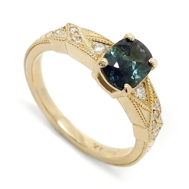 Sache | Green Sapphire