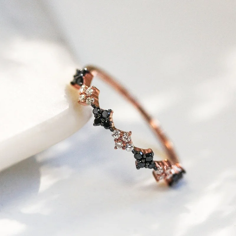 Annello by Kobelli 10k Rose Gold 1/6ct TDW Alternating Black and White Diamond Cluster Rose Gold Ring