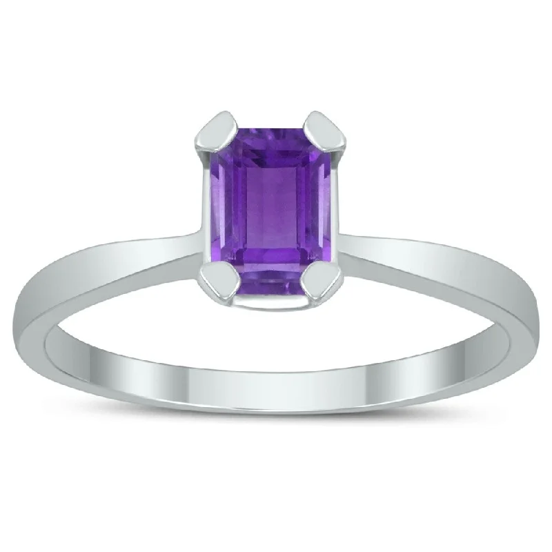 Emerald Shaped 6X4MM Amethyst Solitaire Ring in 10K White Gold