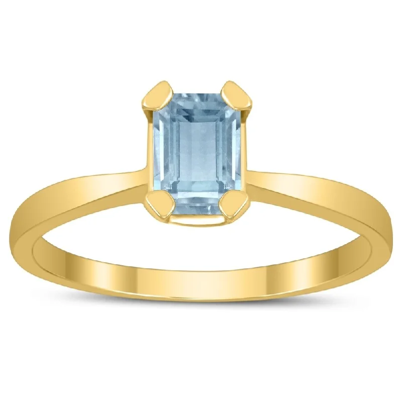 Emerald Shaped 6X4MM Aquamarine Solitaire Ring in 10K Yellow Gold