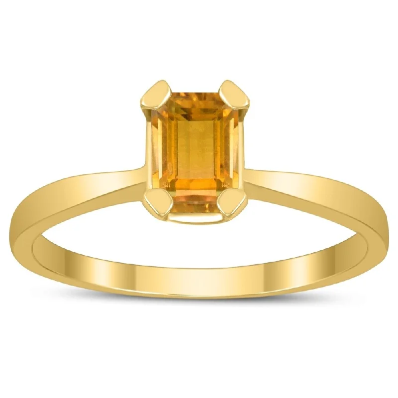 Emerald Shaped 6X4MM Citrine Solitaire Ring in 10K Yellow Gold