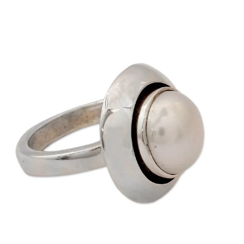 NOVICA Handmade Sterling Silver Jaipur Magic Moon Pearl Ring (11-11.5mm) (India) - White