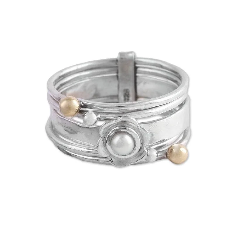 NOVICA Luminous Floral, Cultured pearl meditation spinner ring