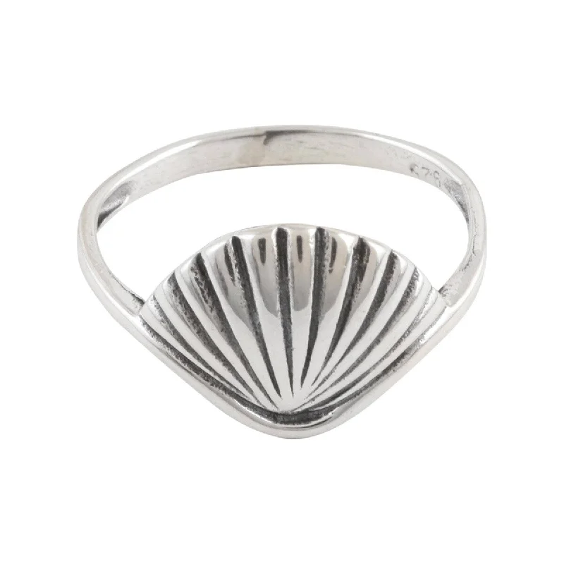 NOVICA Sleek Shell, Sterling silver cocktail ring