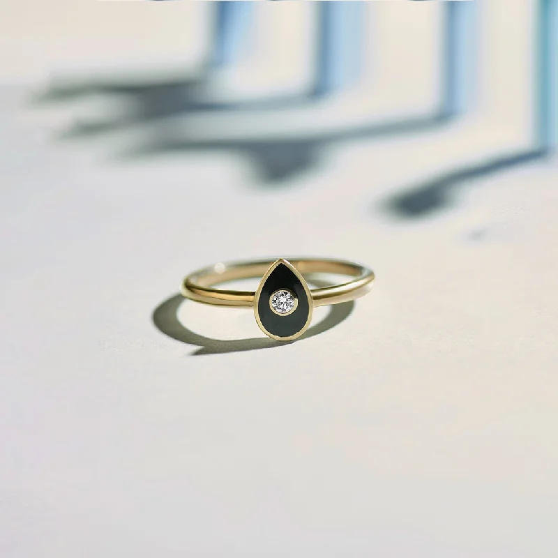 Pear Cera Diamond Ring