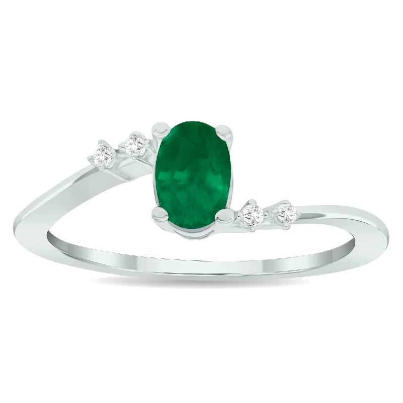 Women's Emerald and Diamond Tierra Ring in 10K White Gold