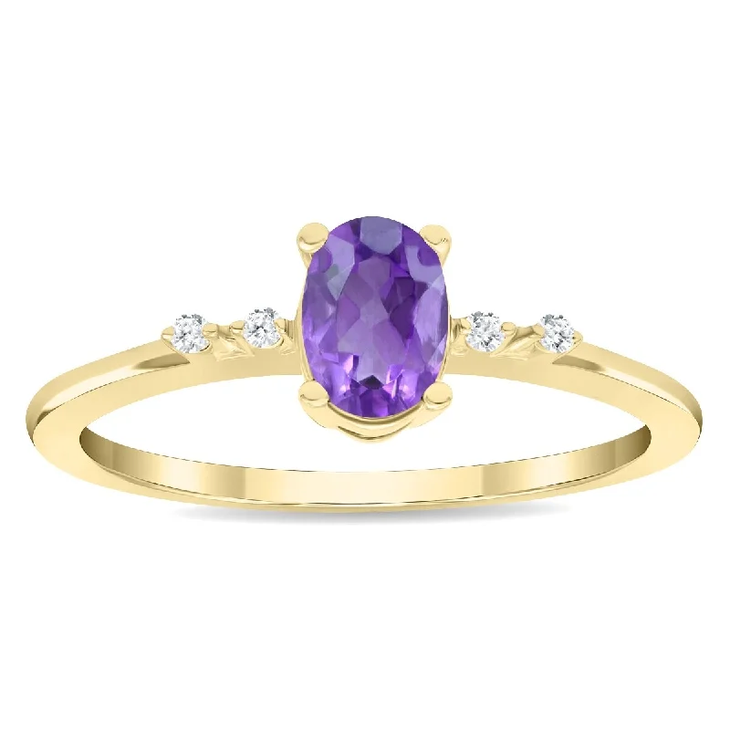 Women's Oval Shaped Amethyst and Diamond Sparkle Ring in 10K Yellow Gold