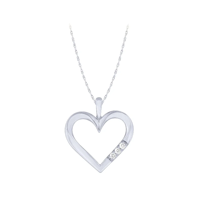 Sterling Silver 0.04Ctw Diamond Heart Pendant